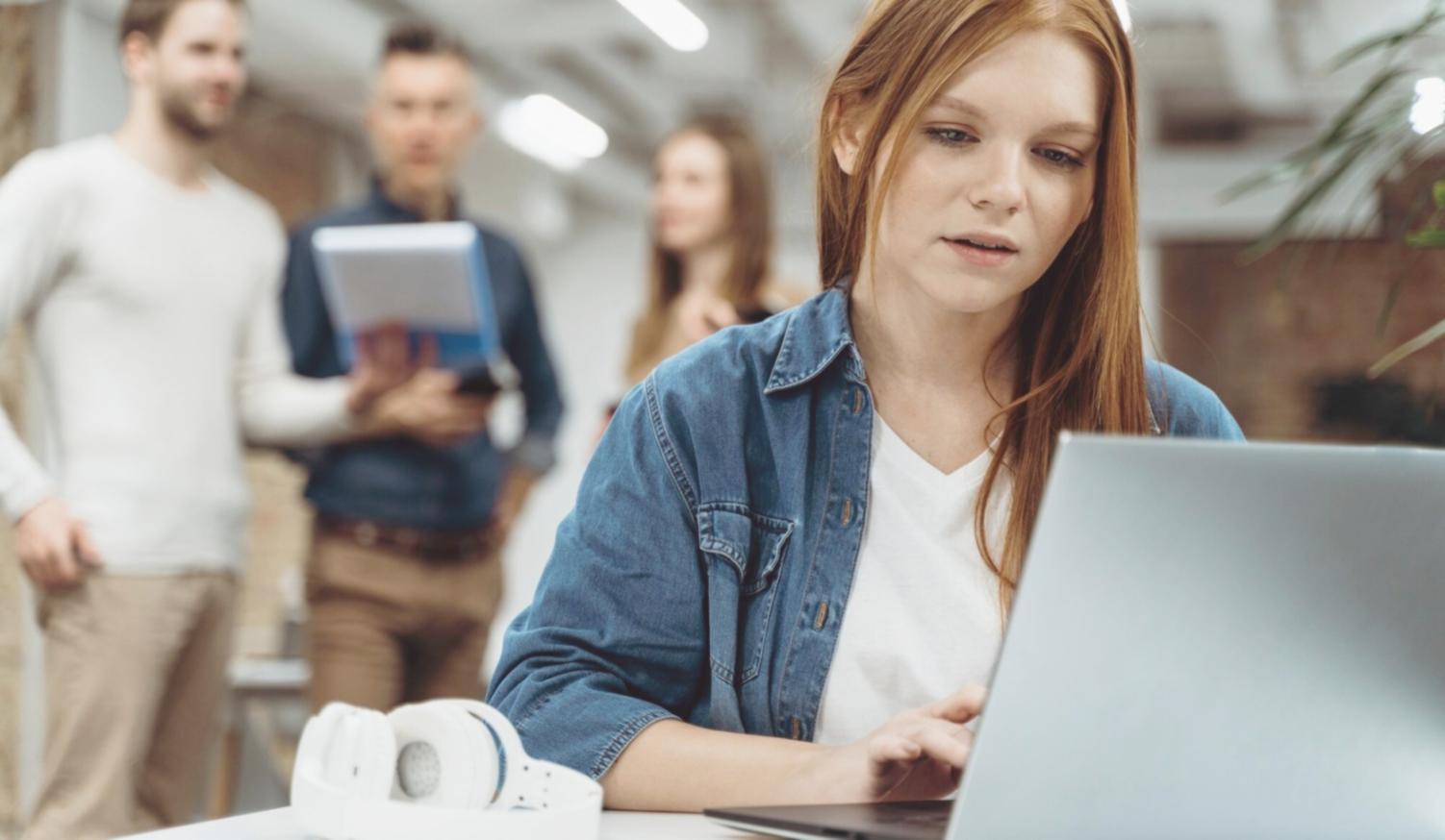 Professional cloud computing training environment with modern technology setup